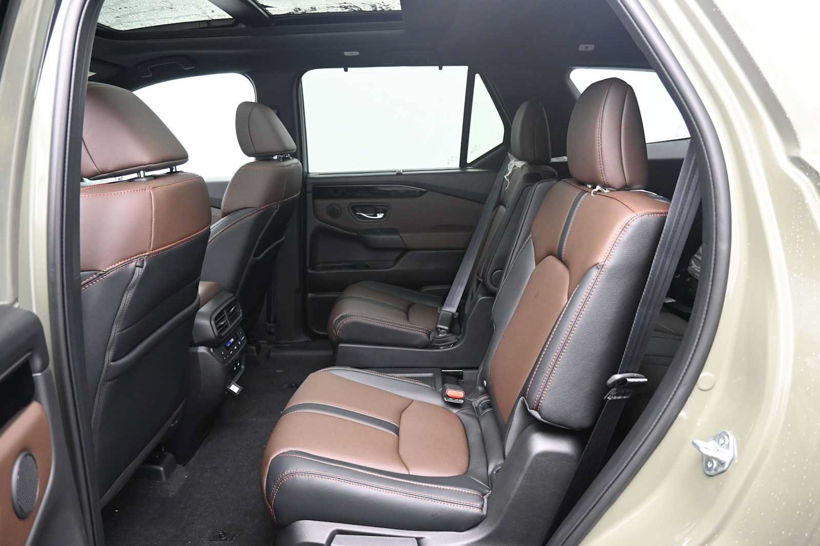 New 2026 Honda Pilot TrailSport image 14