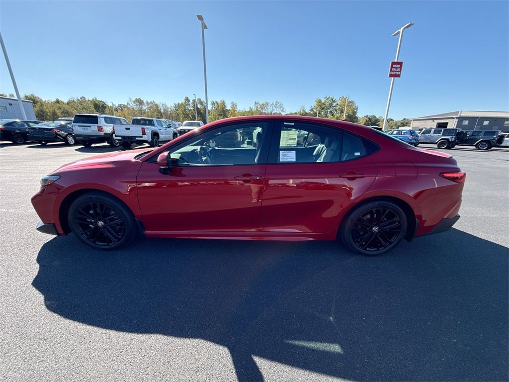 New 2026 Toyota Camry SE image 5