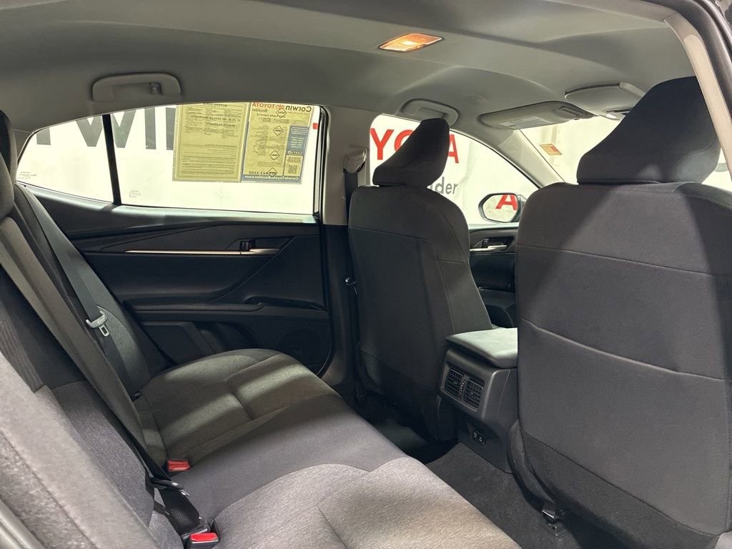 Used 2025 Toyota Camry LE FWD image 16