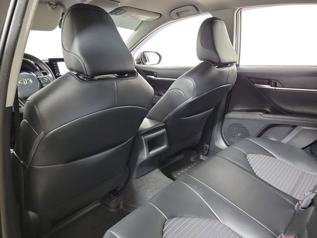 Used 2023 Toyota Camry SE FWD image 11