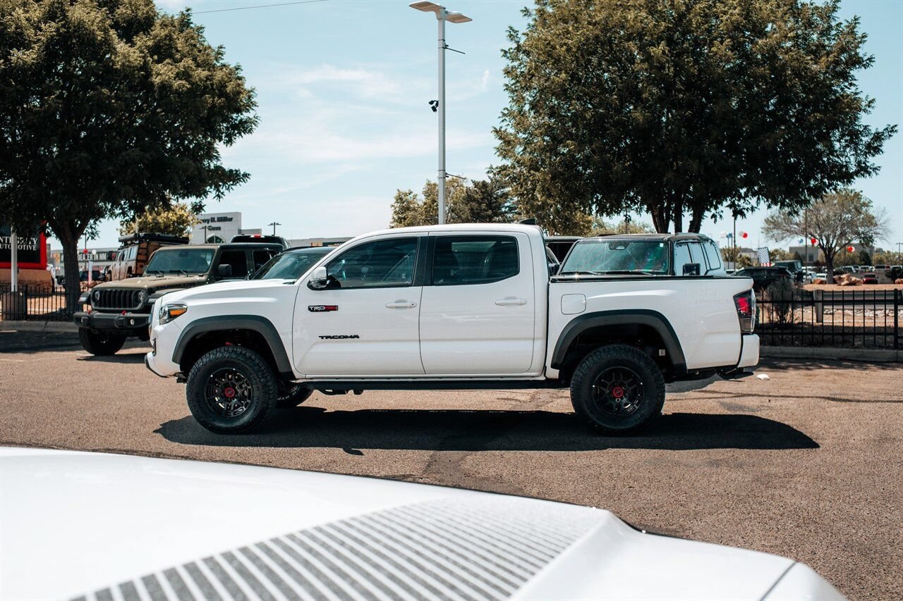 Used 2023 Toyota Tacoma TRD Pro AWD/4WD image 4