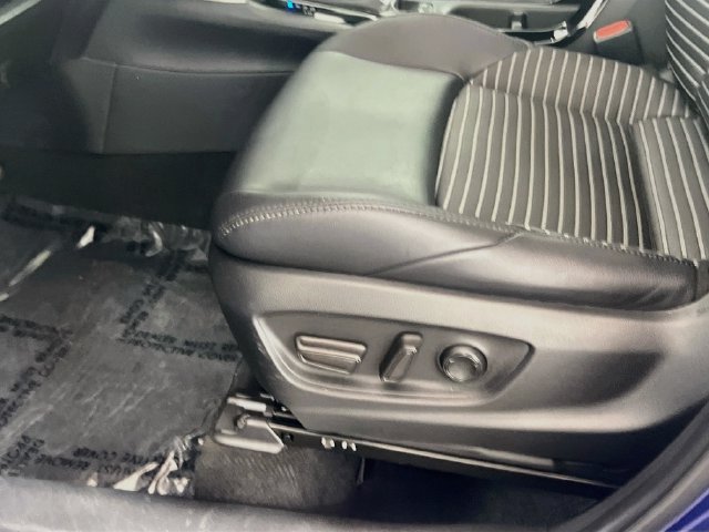 Used 2024 Toyota Corolla Cross AWD Hybrid w/ Convenience Package image 14