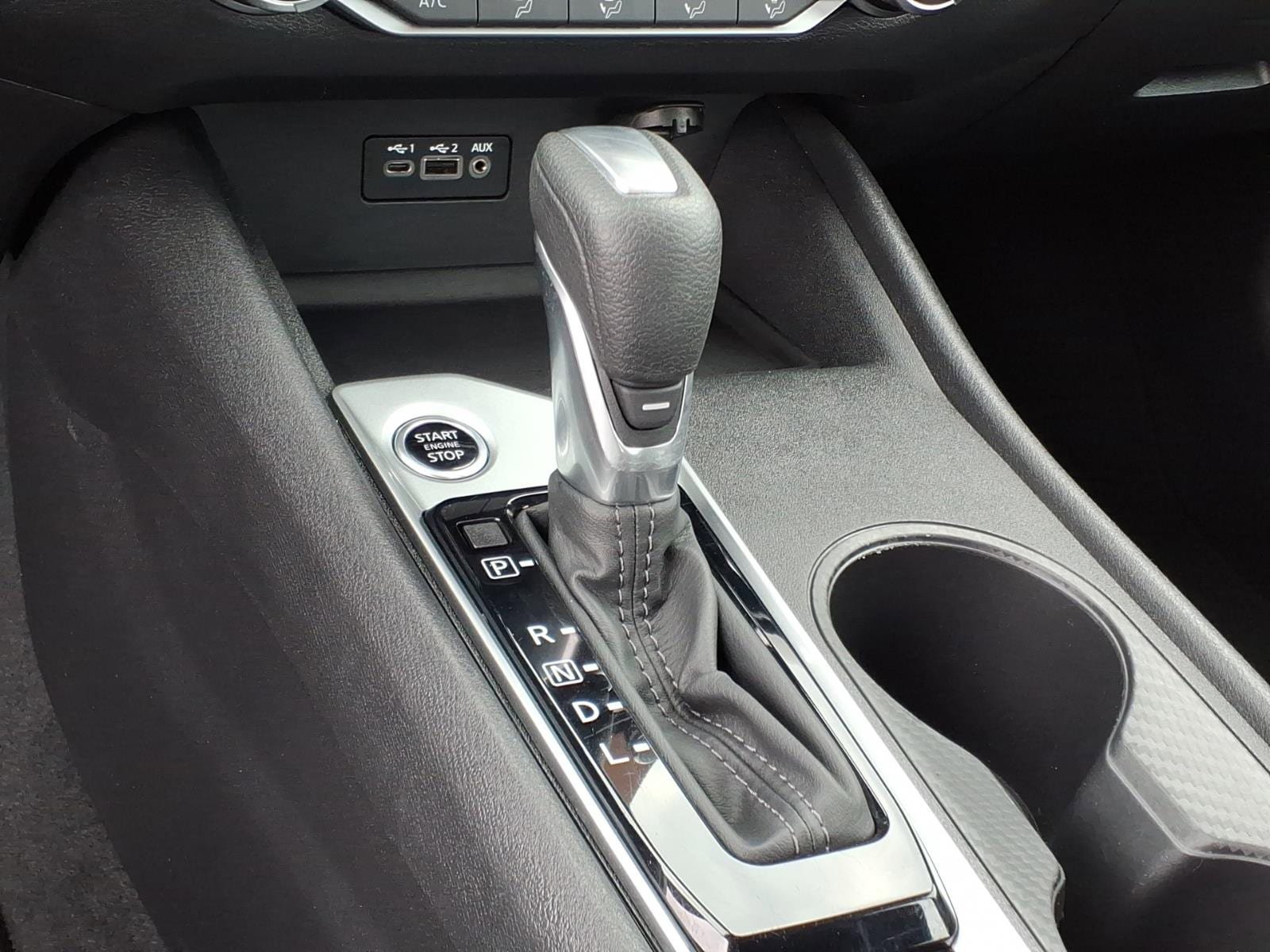 Used 2025 Nissan Altima 2.5 SV FWD image 23