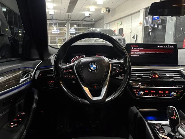 Used 2021 BMW 530i w/ Convenience Package RWD image 32