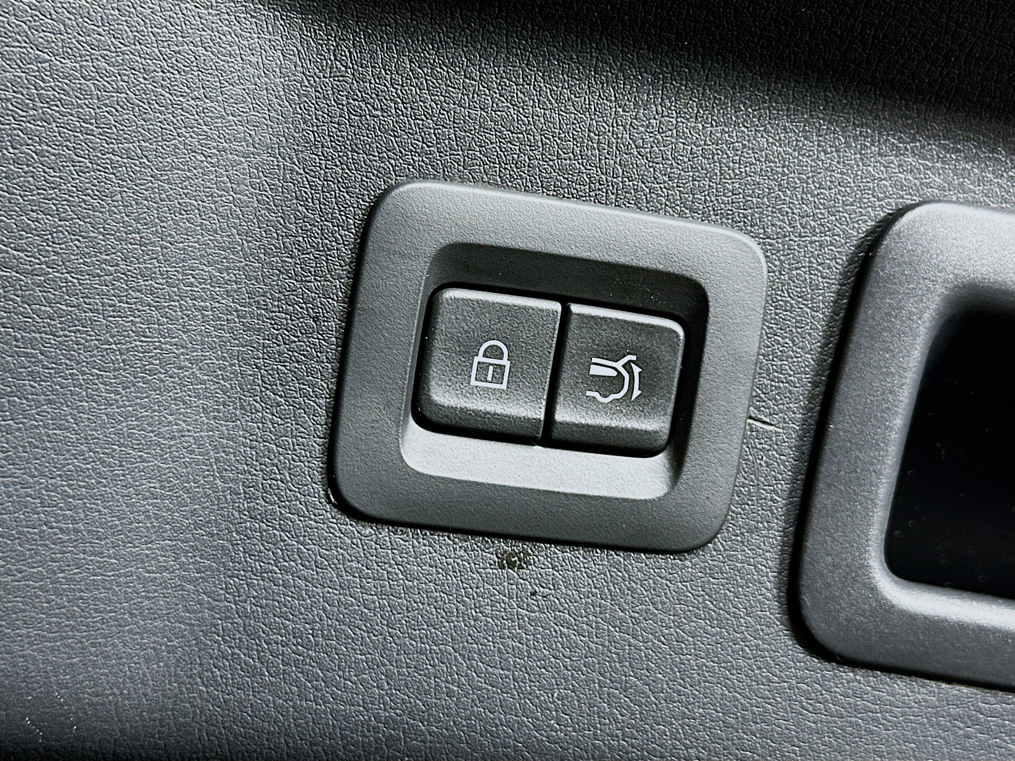 Used 2025 MAZDA CX-90 3.3 Turbo w/ Select Package image 31