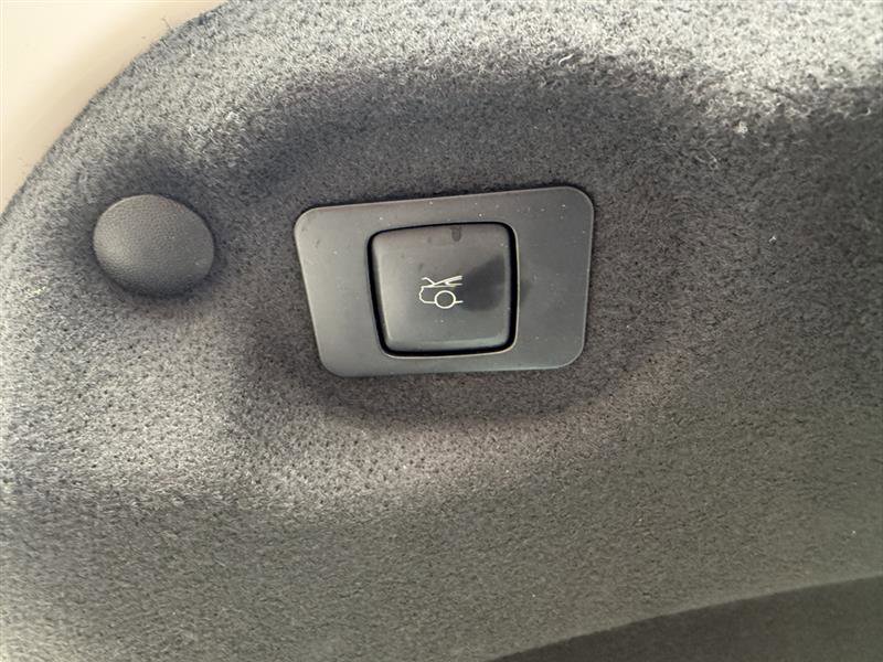 Used 2016 Lincoln MKZ AWD w/ Equipment Group 300A Reserve image 21