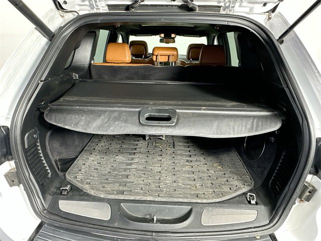 Used 2015 Jeep Grand Cherokee SRT w/ Trailer Tow Group IV image 30