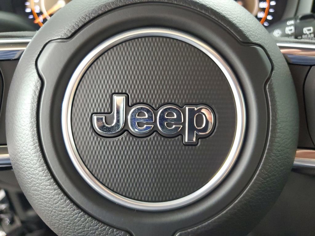 New 2025 Jeep Wrangler Sahara image 21