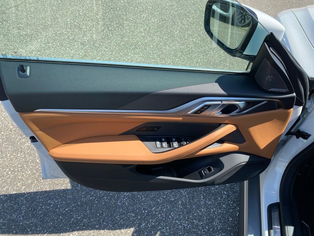 New 2026 BMW i4 xDrive40i AWD/4WD image 12