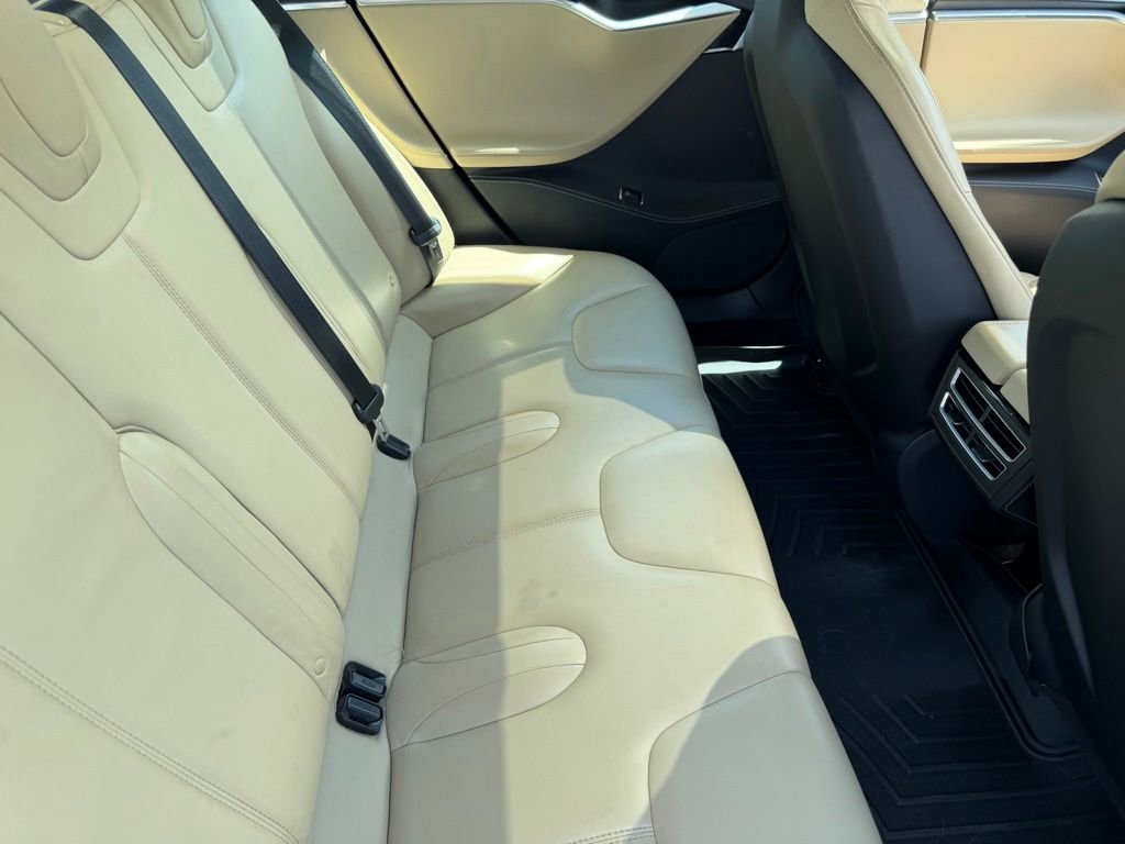 Used 2014 Tesla Model S RWD image 17