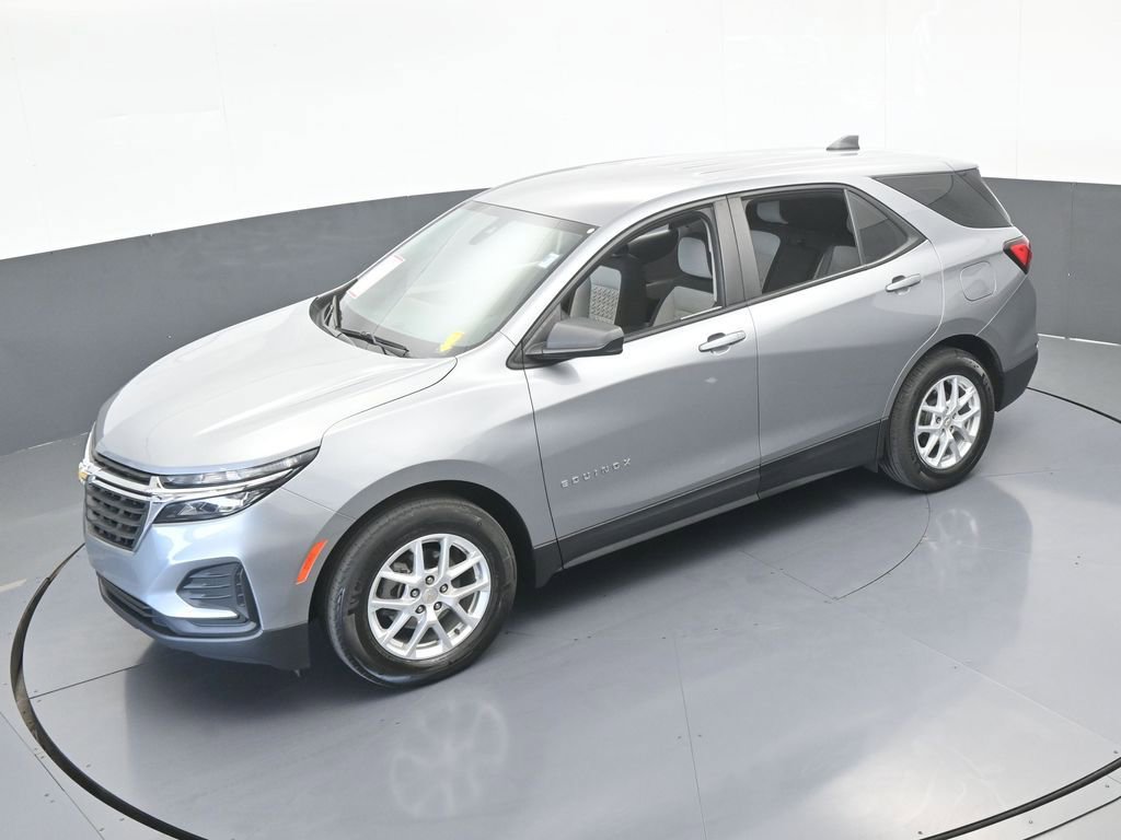 Used 2024 Chevrolet Equinox LS w/ Driver Confidence II Package image 44