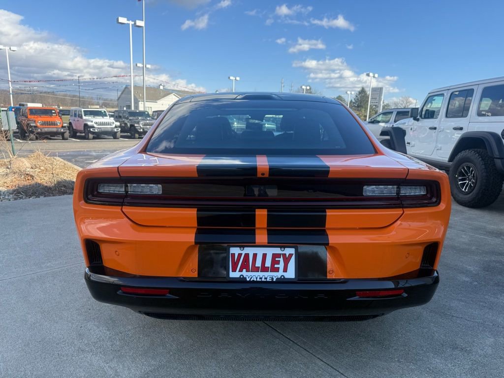 New 2025 Dodge Charger R/T w/ Sun & Sound Package image 4