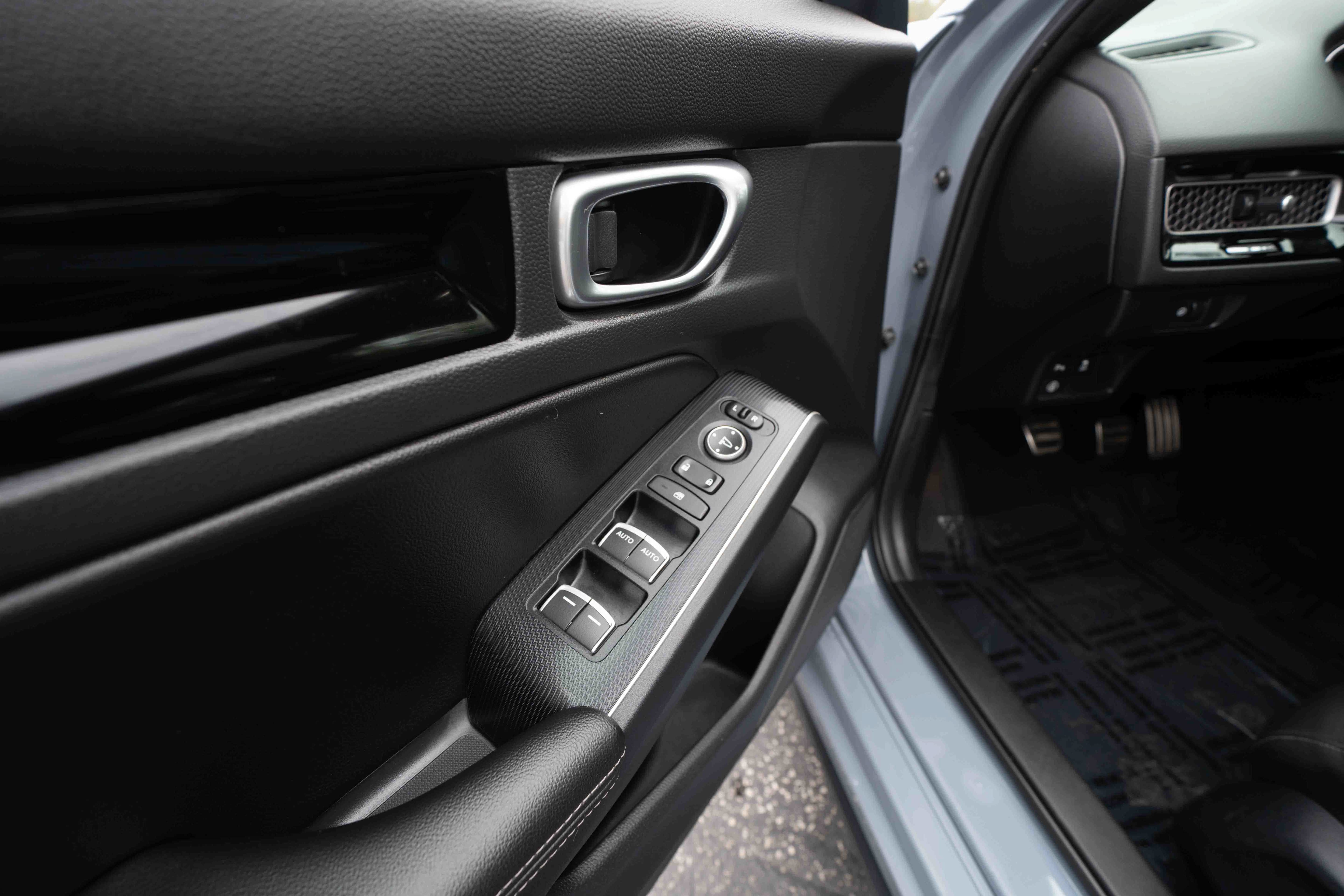 Used 2023 Honda Civic Sport Touring image 7