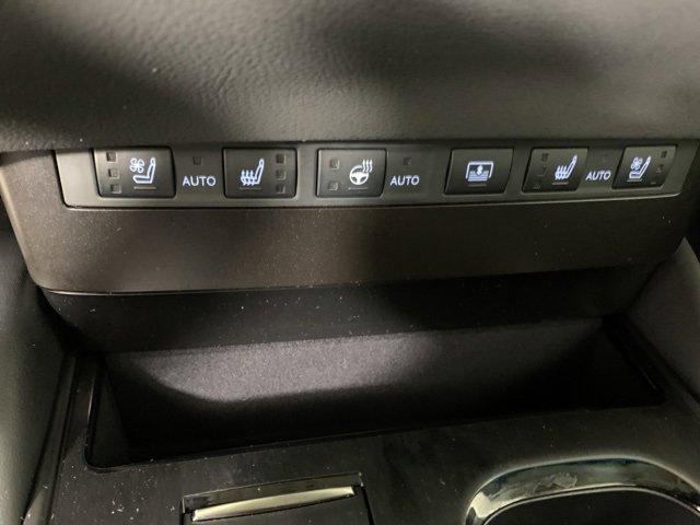 Used 2025 Lexus ES 300h w/ Luxury Package image 29