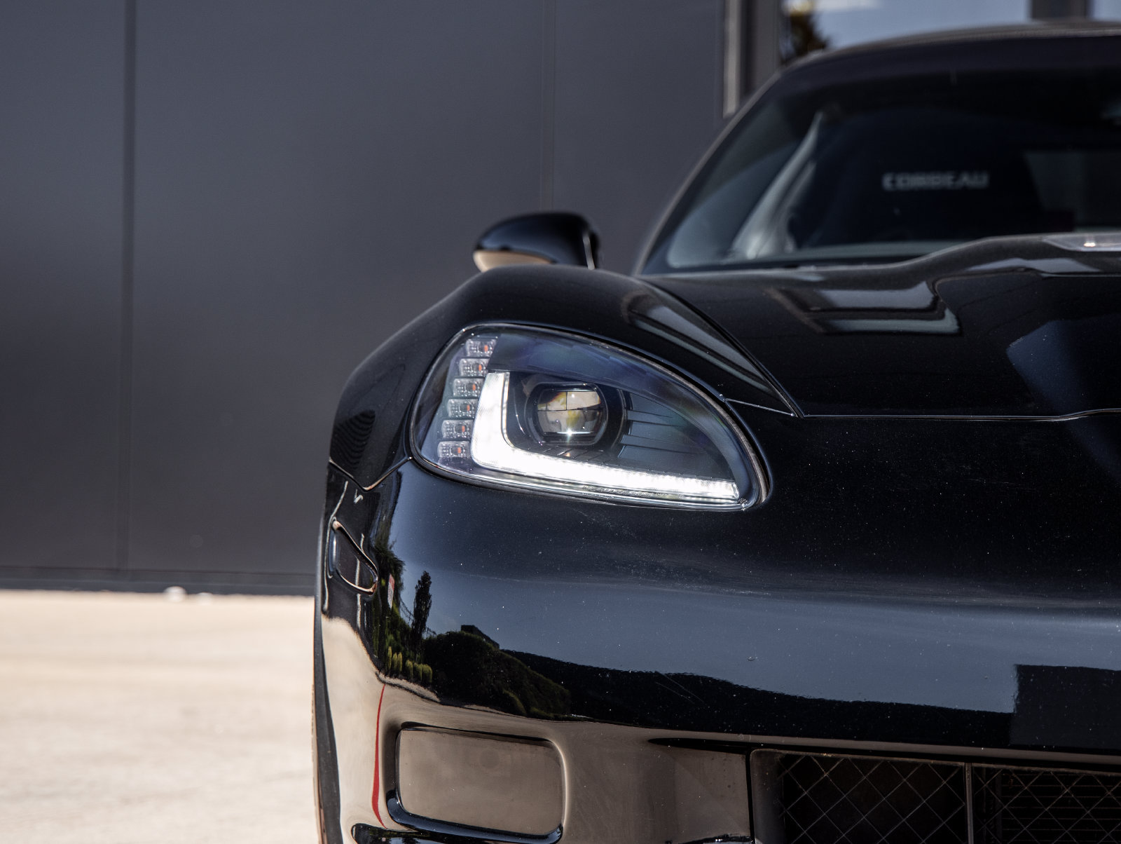 Used 2009 Chevrolet Corvette ZR1 w/ Preferred Equipment Group RWD image 25
