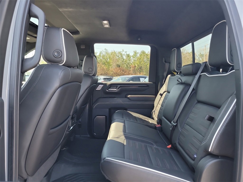 Used 2024 GMC Sierra 2500 AT4X w/ AT4X AEV Edition image 16