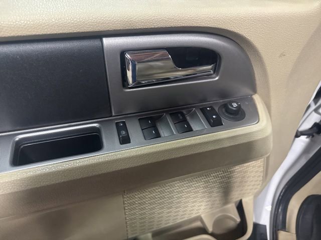 Used 2016 Ford Expedition EL XLT w/ Equipment Group 202A image 19