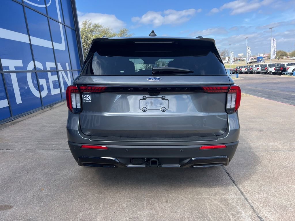 New 2026 Ford Explorer ST-Line w/ ST-Line Street Pack image 6