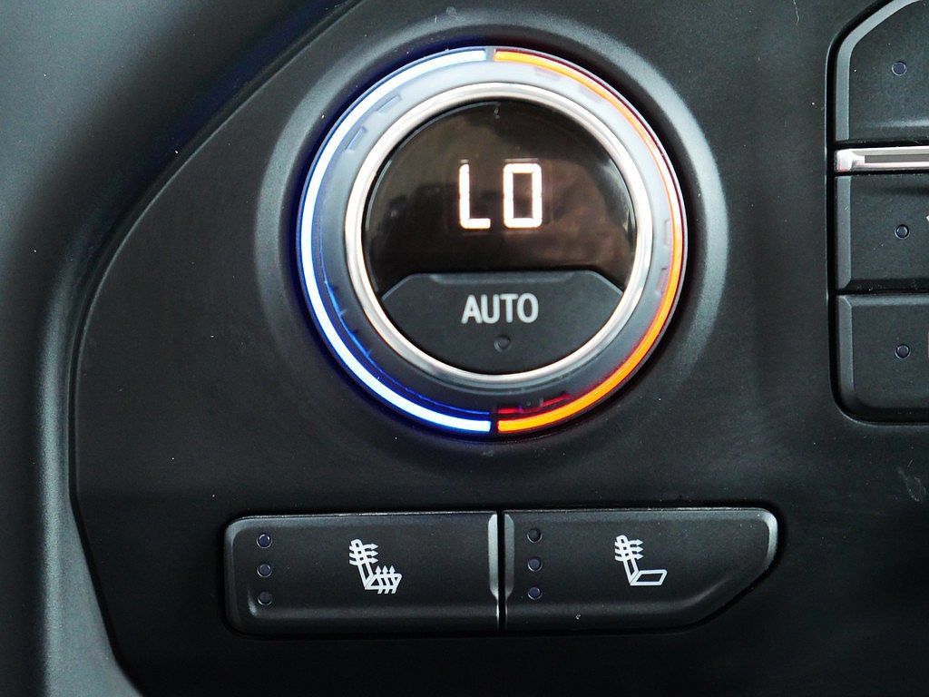 Used 2022 Chevrolet Silverado 3500 LTZ AWD/4WD image 44