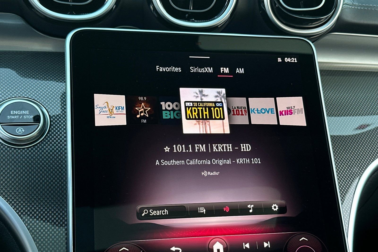 New 2025 Mercedes-Benz C 300 4MATIC Sedan image 33