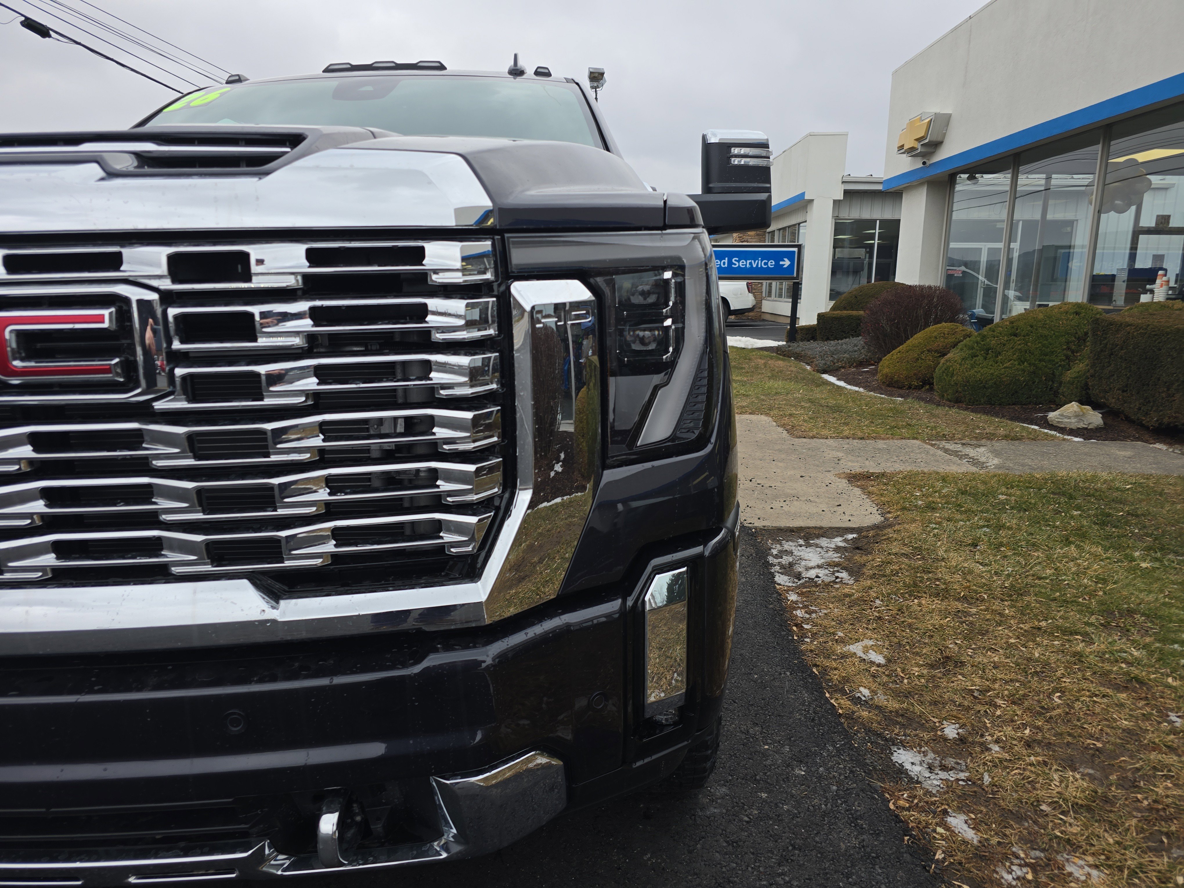 New 2026 GMC Sierra 3500 Denali w/ Denali Reserve Package image 10