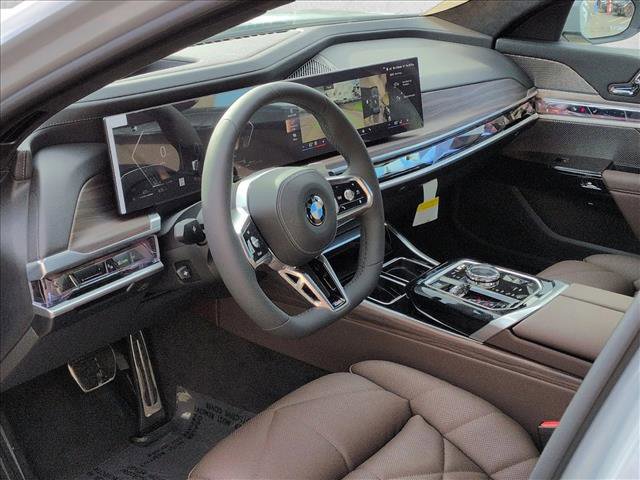 New 2026 BMW 740i image 3