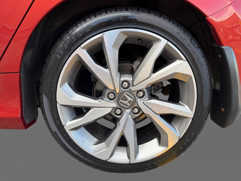 Used 2019 Honda Civic Touring image 11
