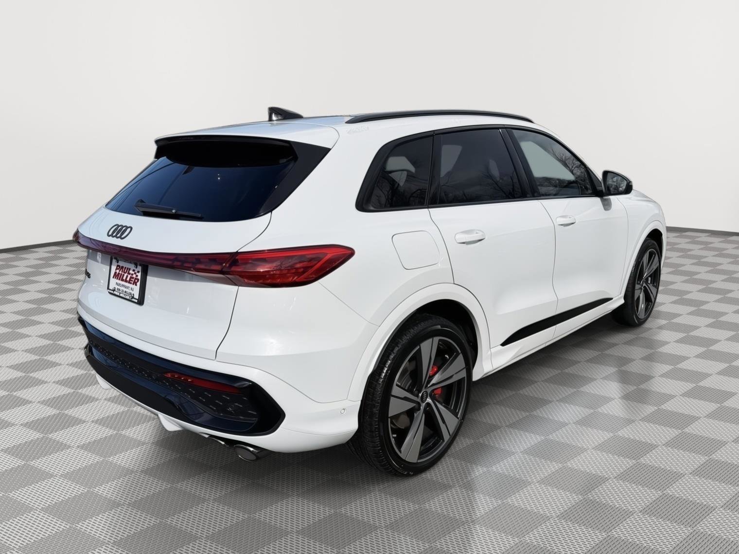 New 2025 Audi SQ5 Premium Plus image 6