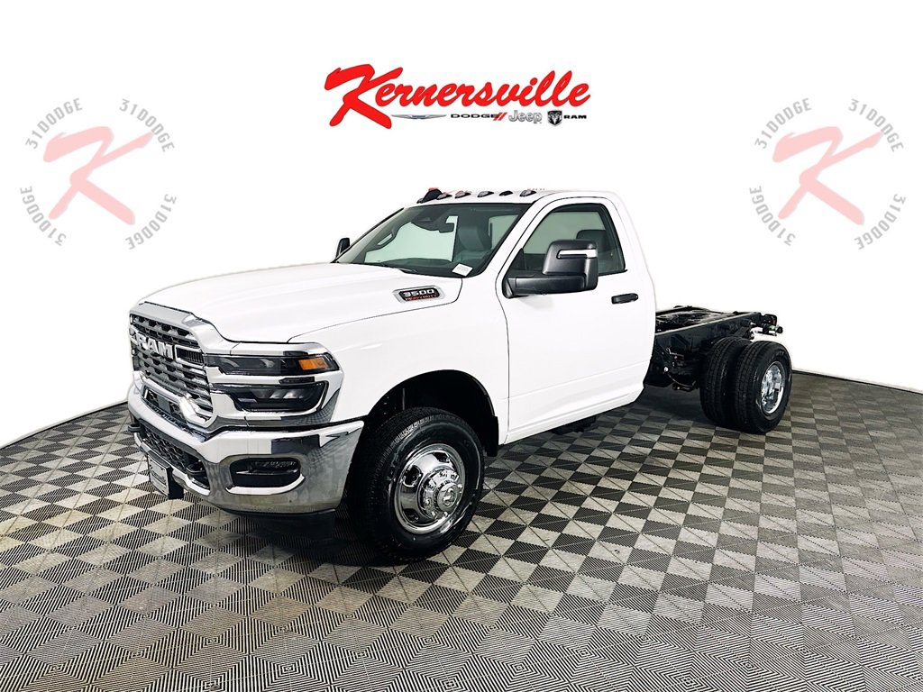 New 2026 RAM 3500 Tradesman w/ Chrome Appearance Group A image 3