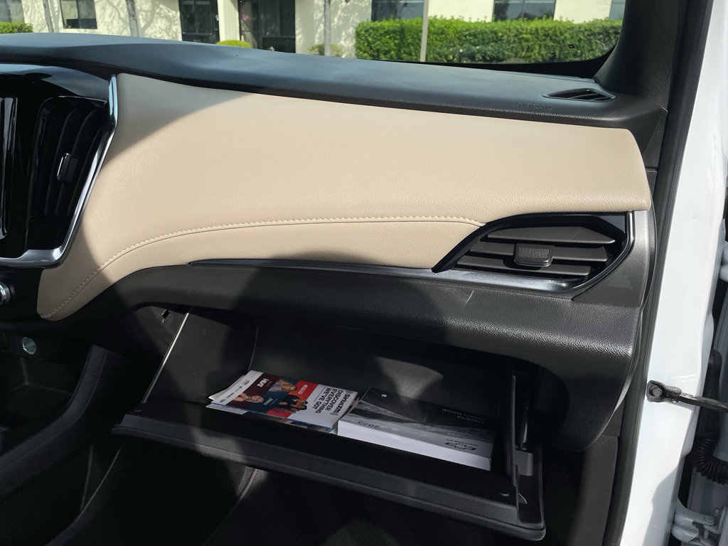 Used 2023 Chevrolet Traverse LS w/ Safety Package image 57