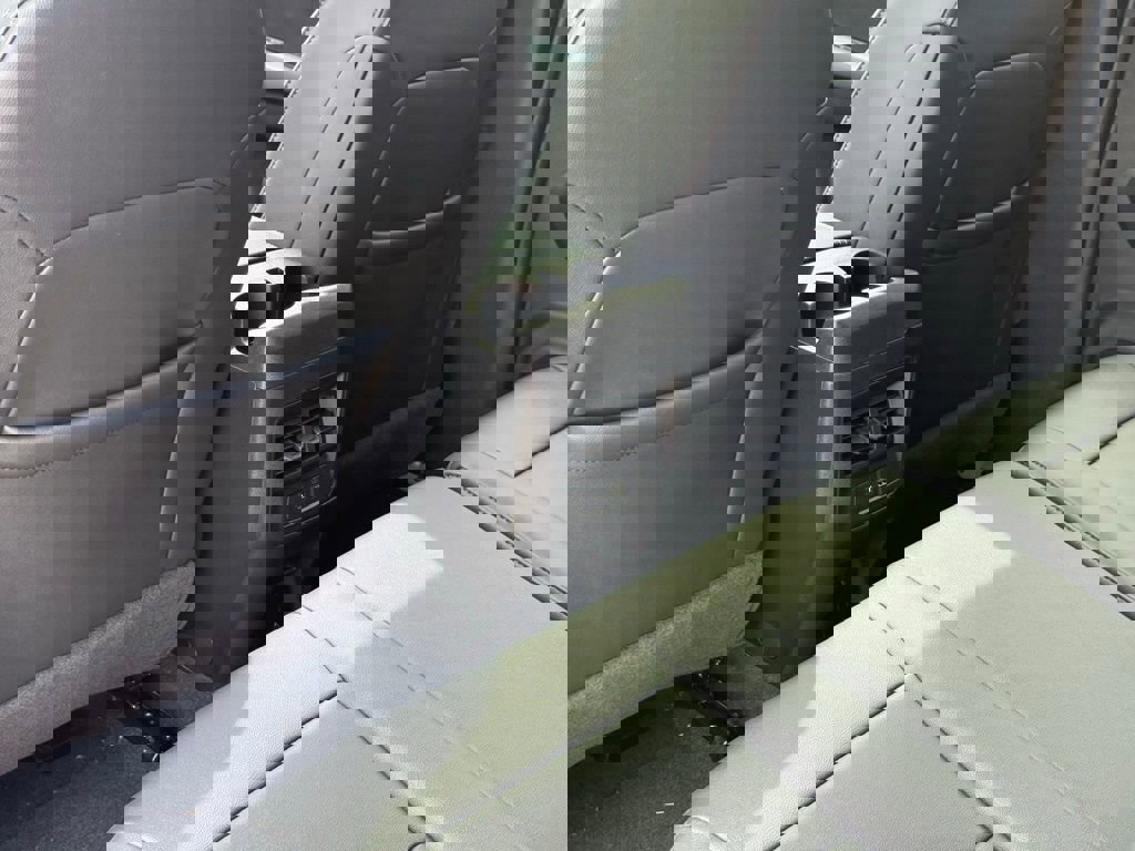 New 2026 GMC Canyon Elevation w/ Convenience Package image 24