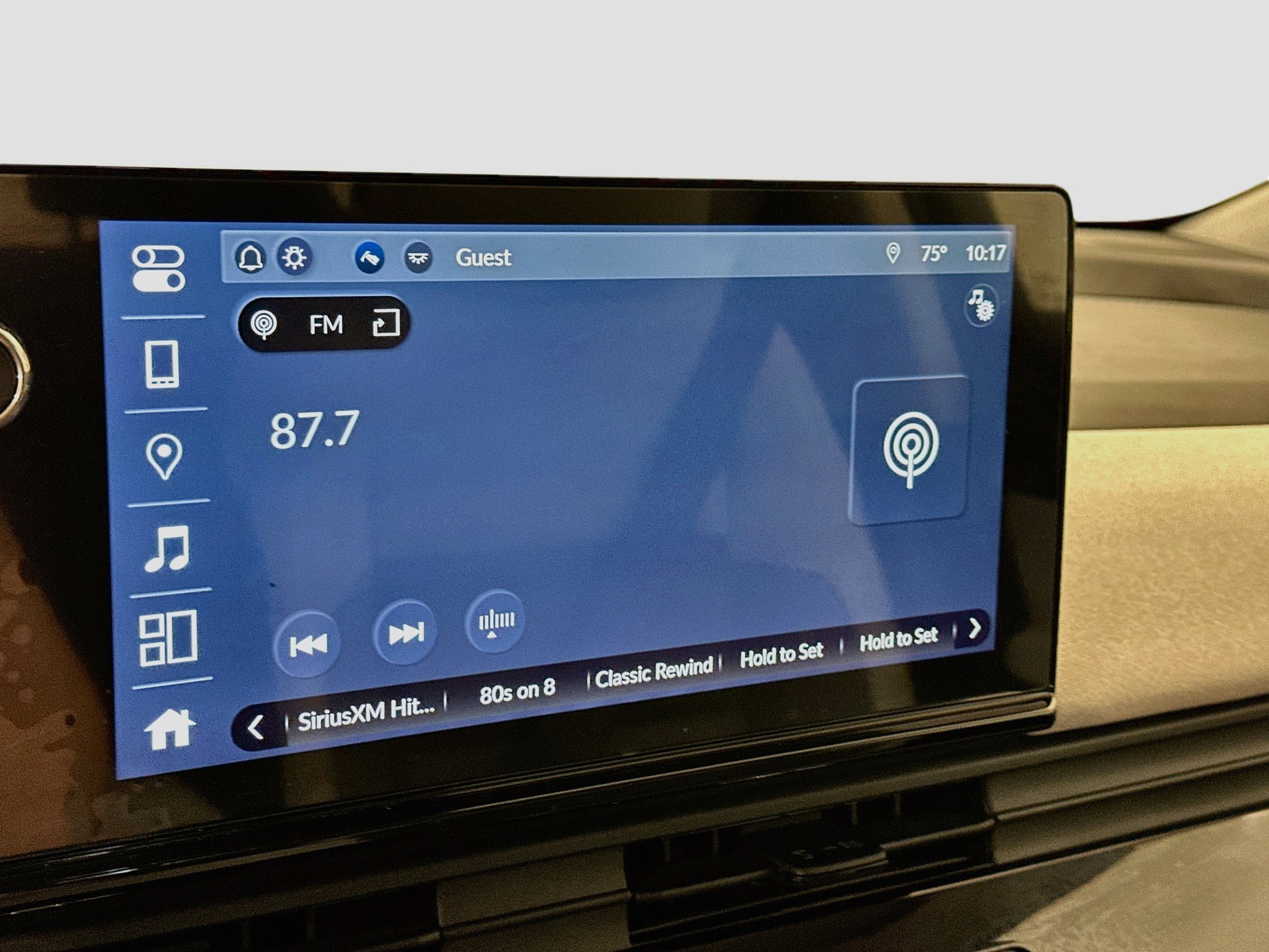 Used 2025 Honda Prologue EX image 21