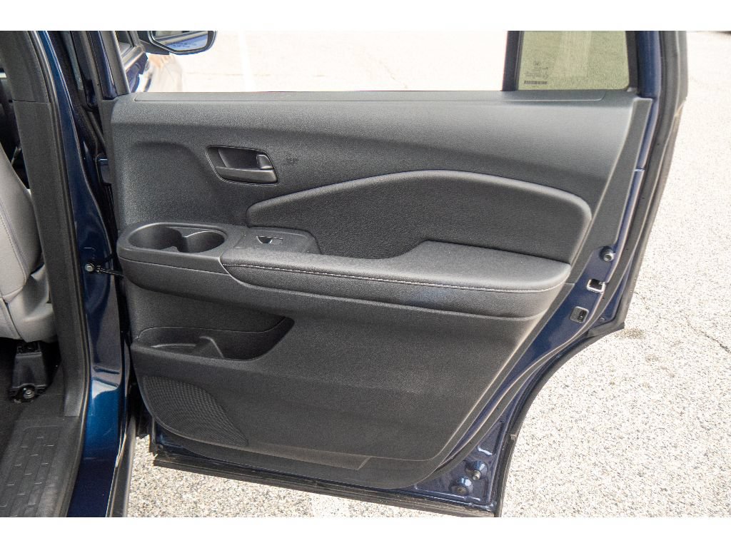Used 2023 Honda Passport EX-L image 21