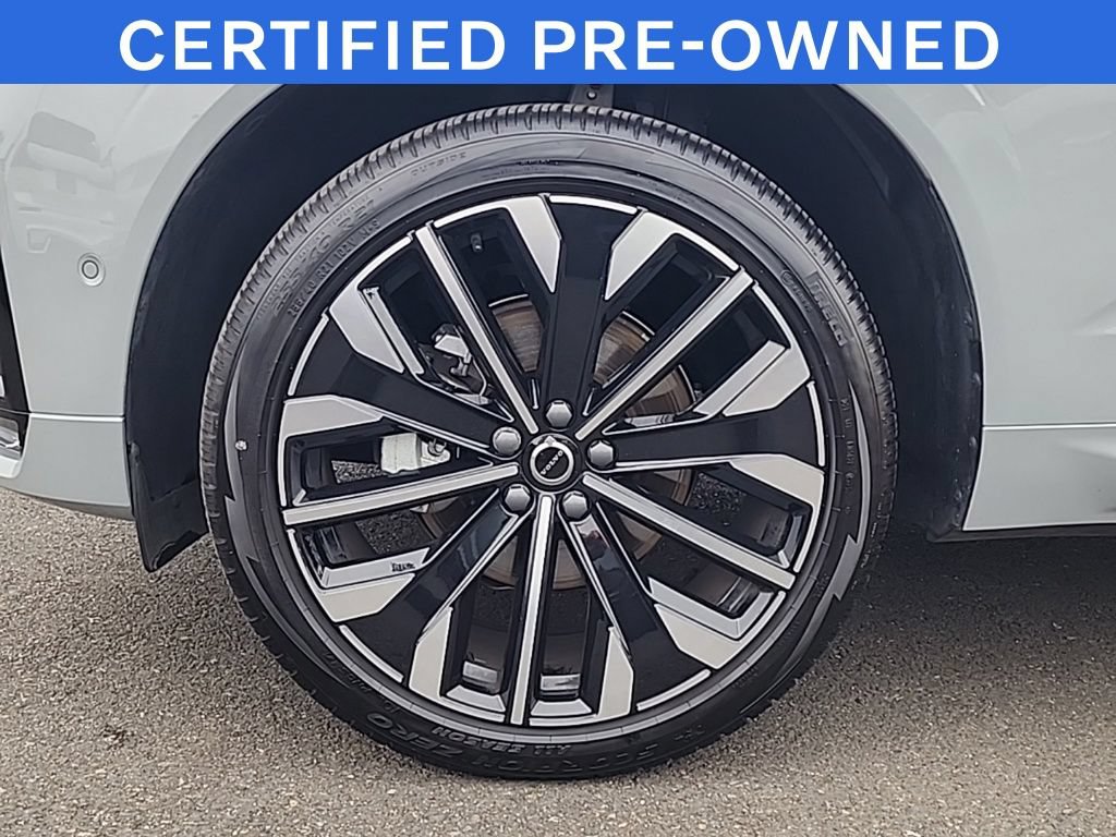 Certified 2026 Volvo XC60 B5 Ultra AWD/4WD image 28
