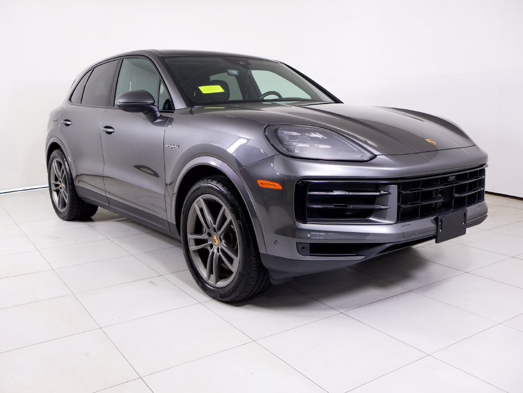 Certified 2026 Porsche Cayenne E-Hybrid AWD/4WD image 37