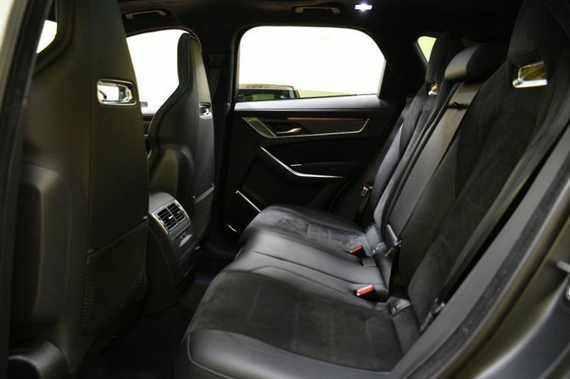 Used 2023 Jaguar F-PACE SVR AWD/4WD image 40
