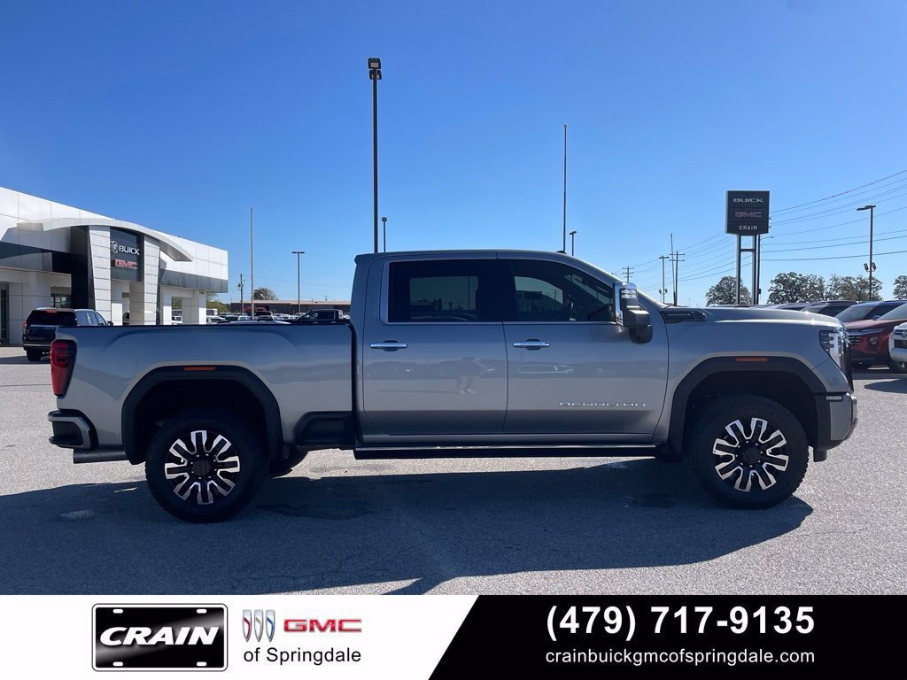 Used 2026 GMC Sierra 2500 Denali Ultimate AWD/4WD image 9