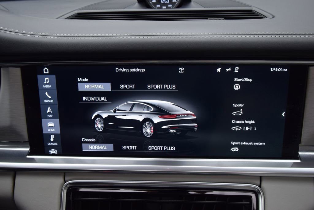 Used 2017 Porsche Panamera Turbo image 35