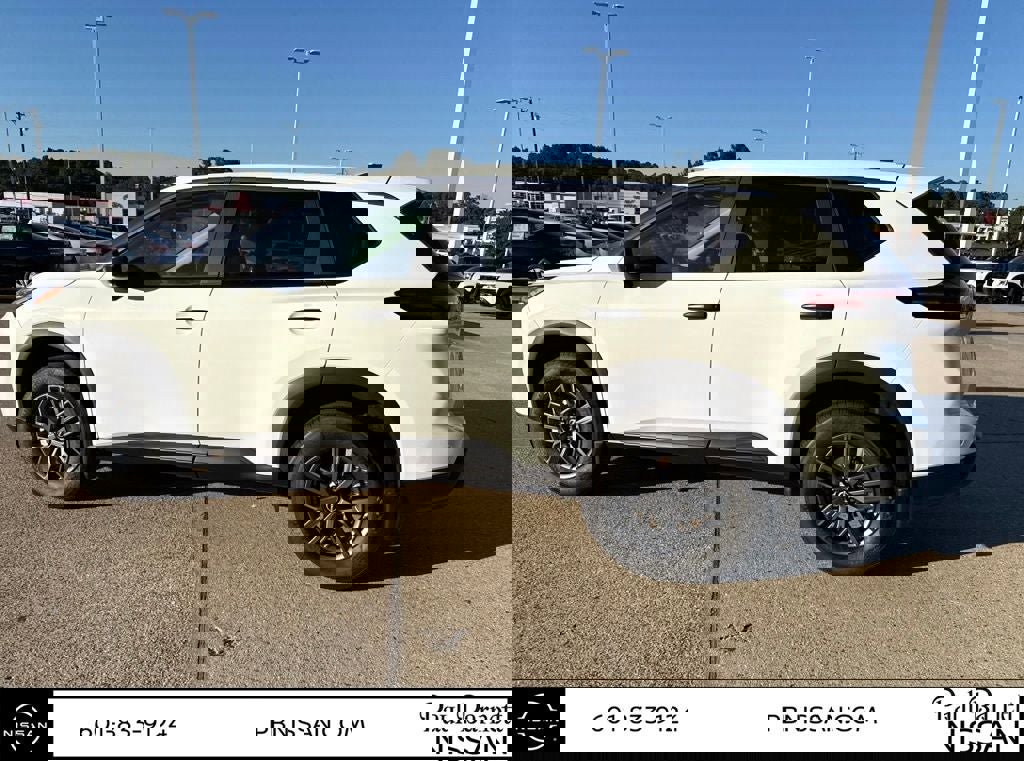 New 2026 Nissan Rogue S image 10