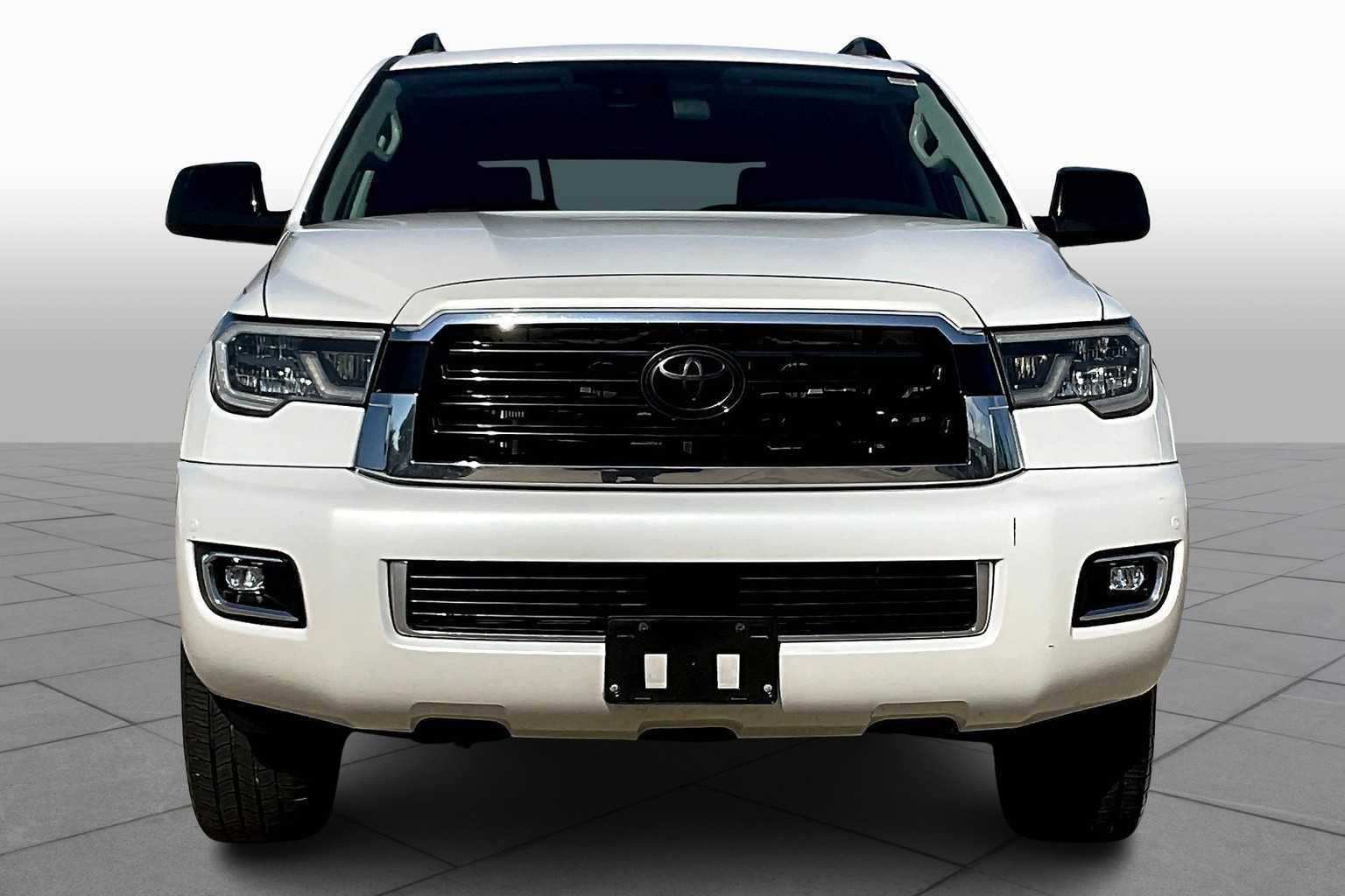 Used 2022 Toyota Sequoia TRD Sport image 2