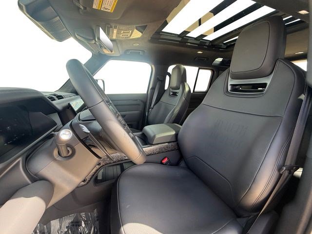 New 2026 Land Rover Defender 110 OCTA AWD/4WD image 10
