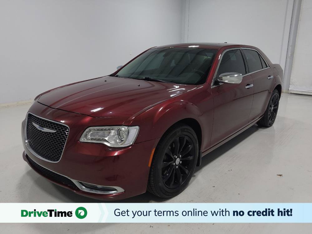 Used 2017 Chrysler 300 C image 1