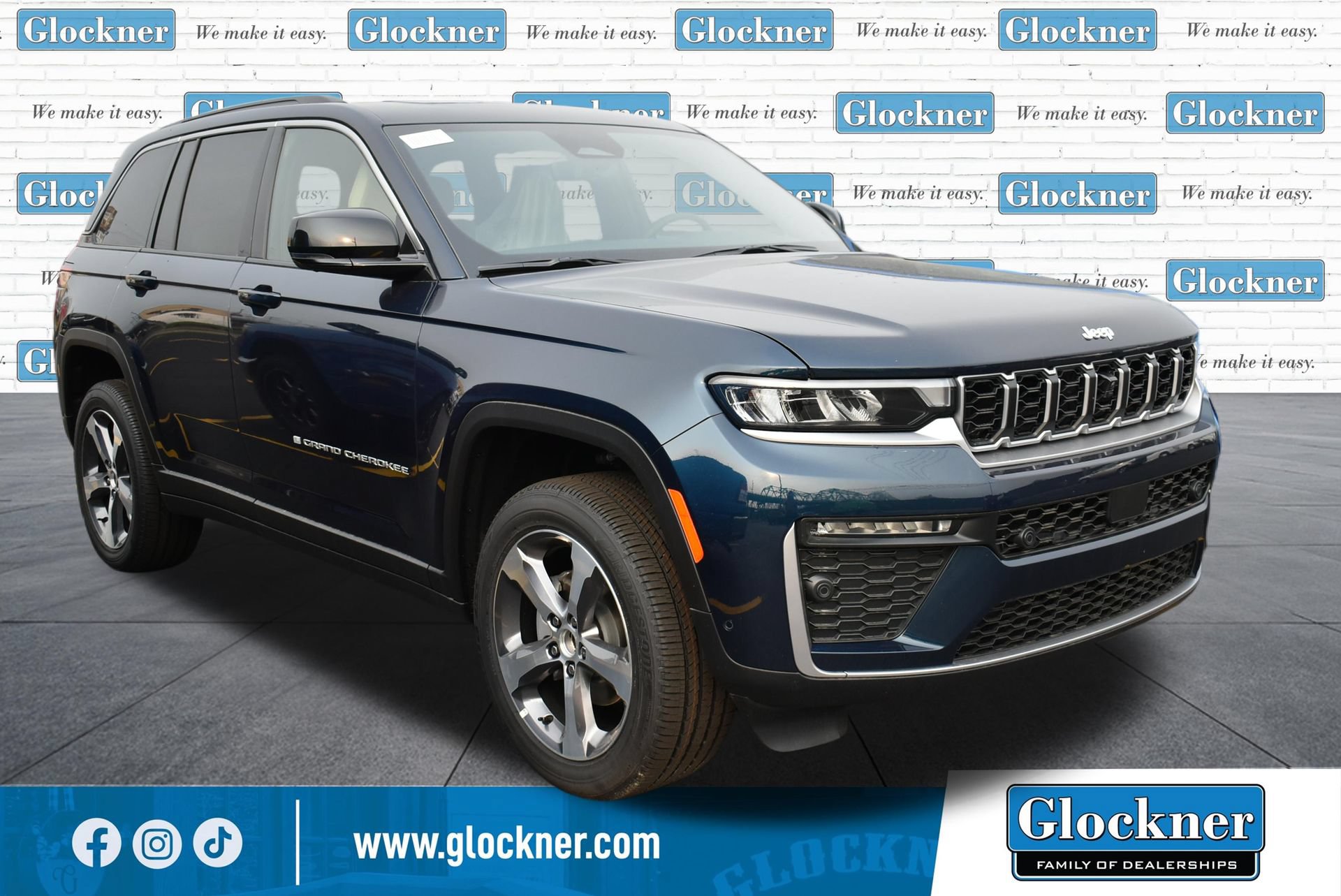 New 2026 Jeep Grand Cherokee Limited w/ Luxury Tech Group II AWD/4WD image 3