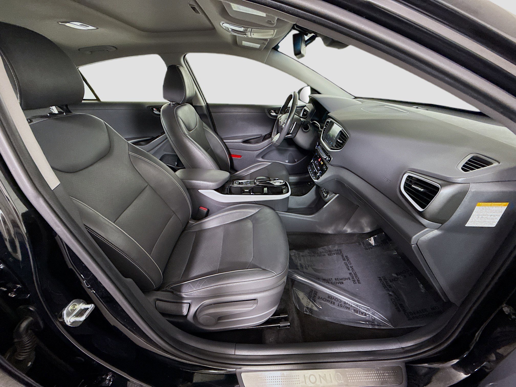 Used 2019 Hyundai Ioniq Limited image 29