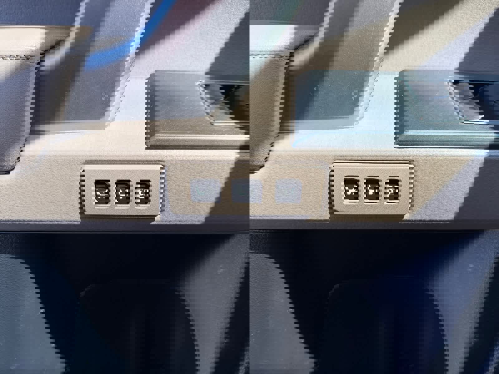 Used 2023 Lexus GX 460 Premium w/ Premium Package image 50