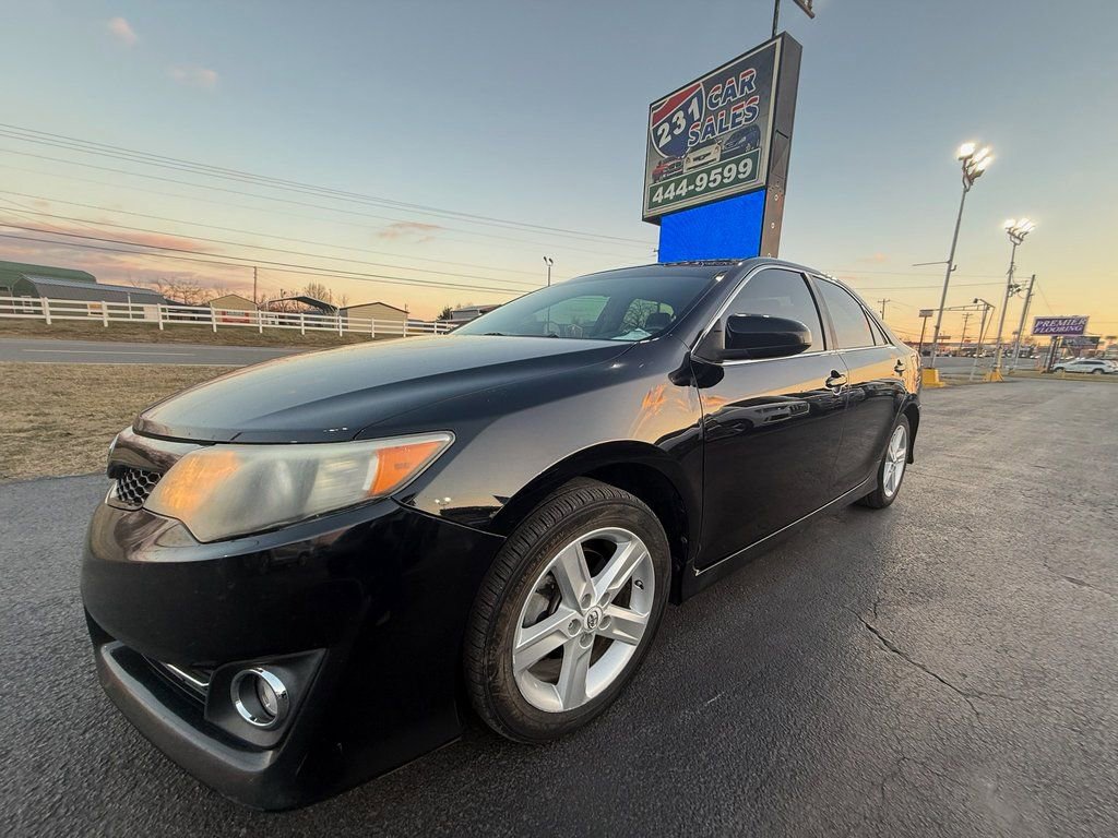 Used 2012 Toyota Camry SE image 7