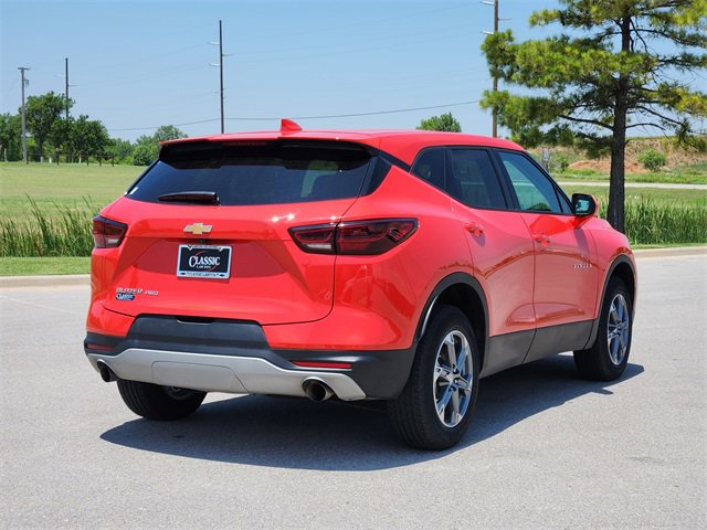 Used 2025 Chevrolet Blazer LT image 7