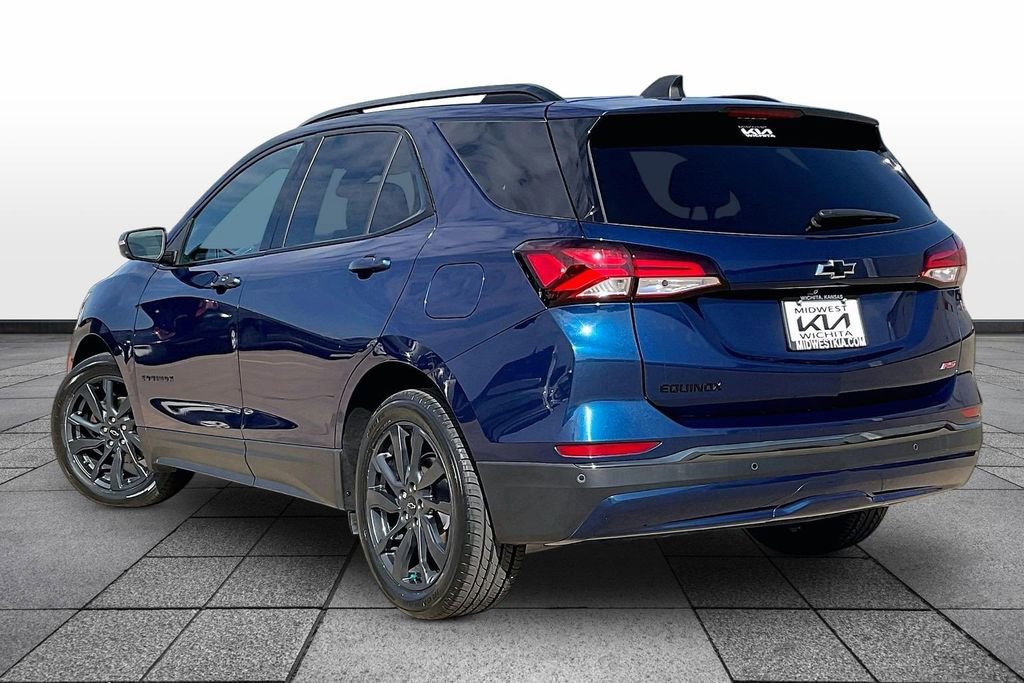 Used 2022 Chevrolet Equinox RS w/ RS Leather Package FWD image 12