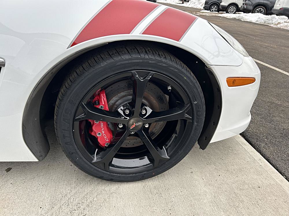 Used 2013 Chevrolet Corvette Grand Sport w/ 2LT Preferred Equipment Group RWD image 28