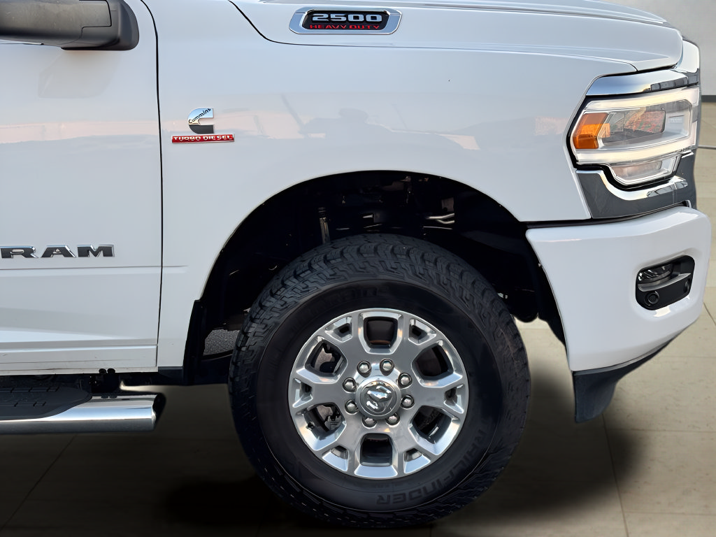Used 2024 RAM 2500 Laramie AWD/4WD image 41
